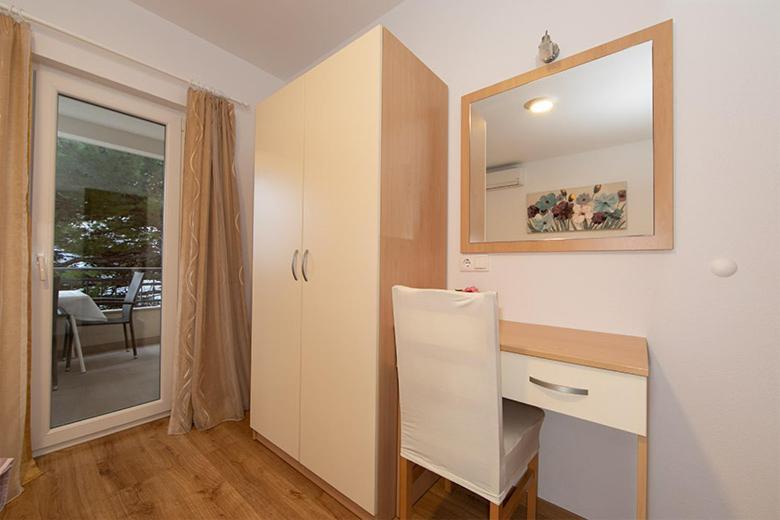 Apartmani Vice Brela Exteriér fotografie