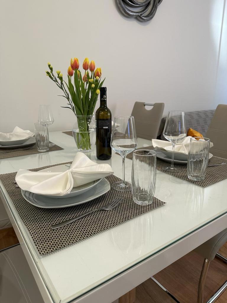 Apartmani Vice Brela Exteriér fotografie