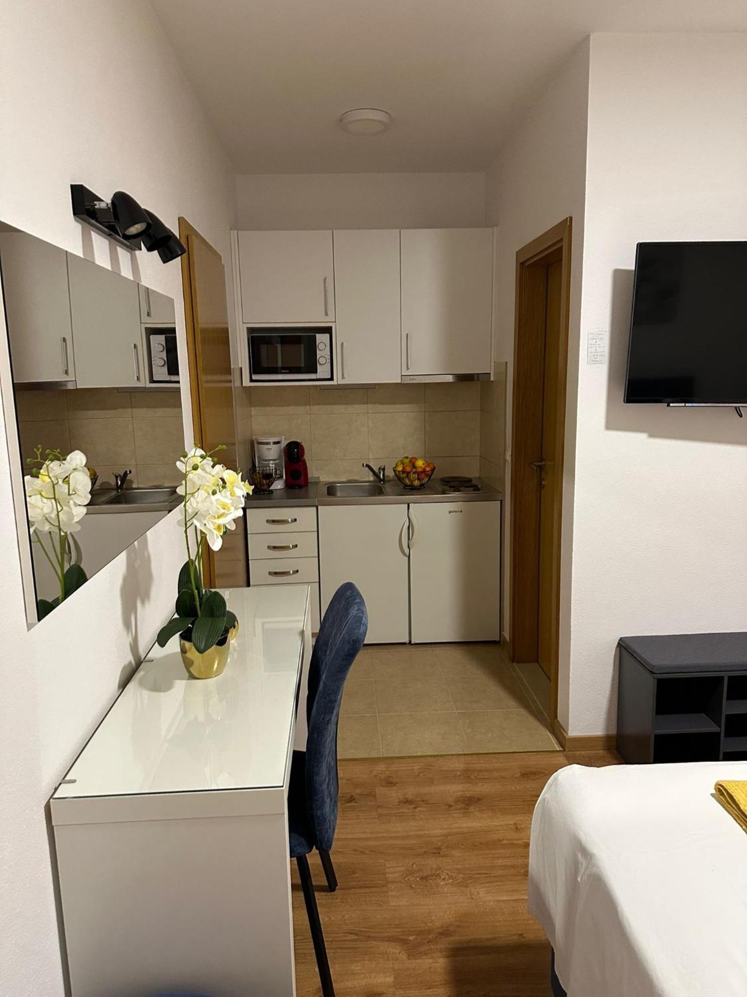 Apartmani Vice Brela Exteriér fotografie